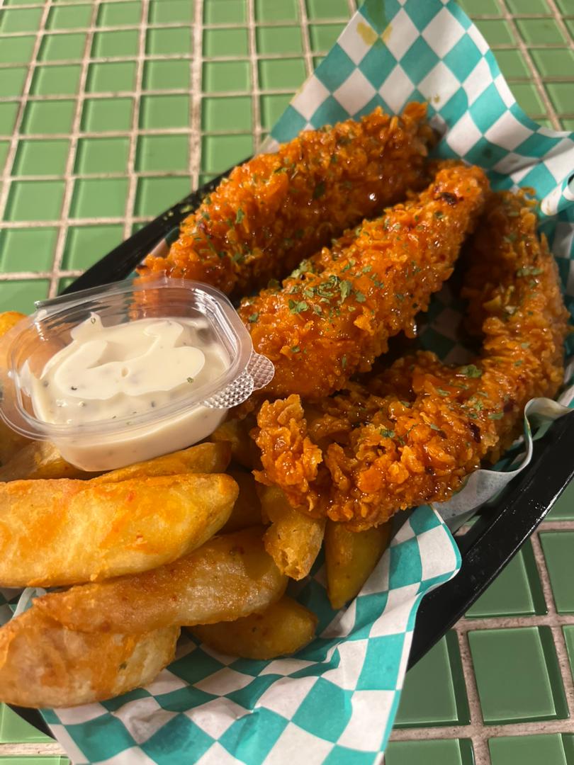 CHICKEN TENDERS W WEDGES